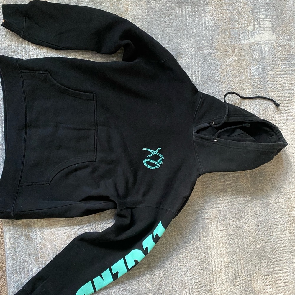 The Weeknd star boy tour hoodie 2017
